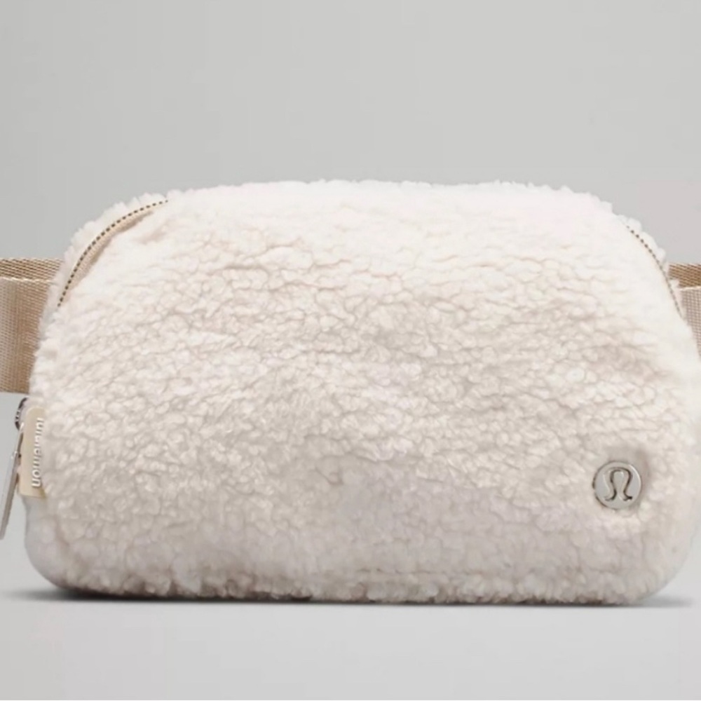 Lululemon ivory fleece everywhere belt bag. New with tags.